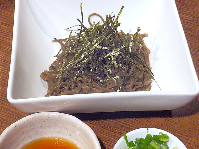 P8124449C-0.jpg