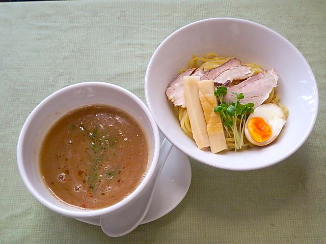 P9224467C-0.jpg